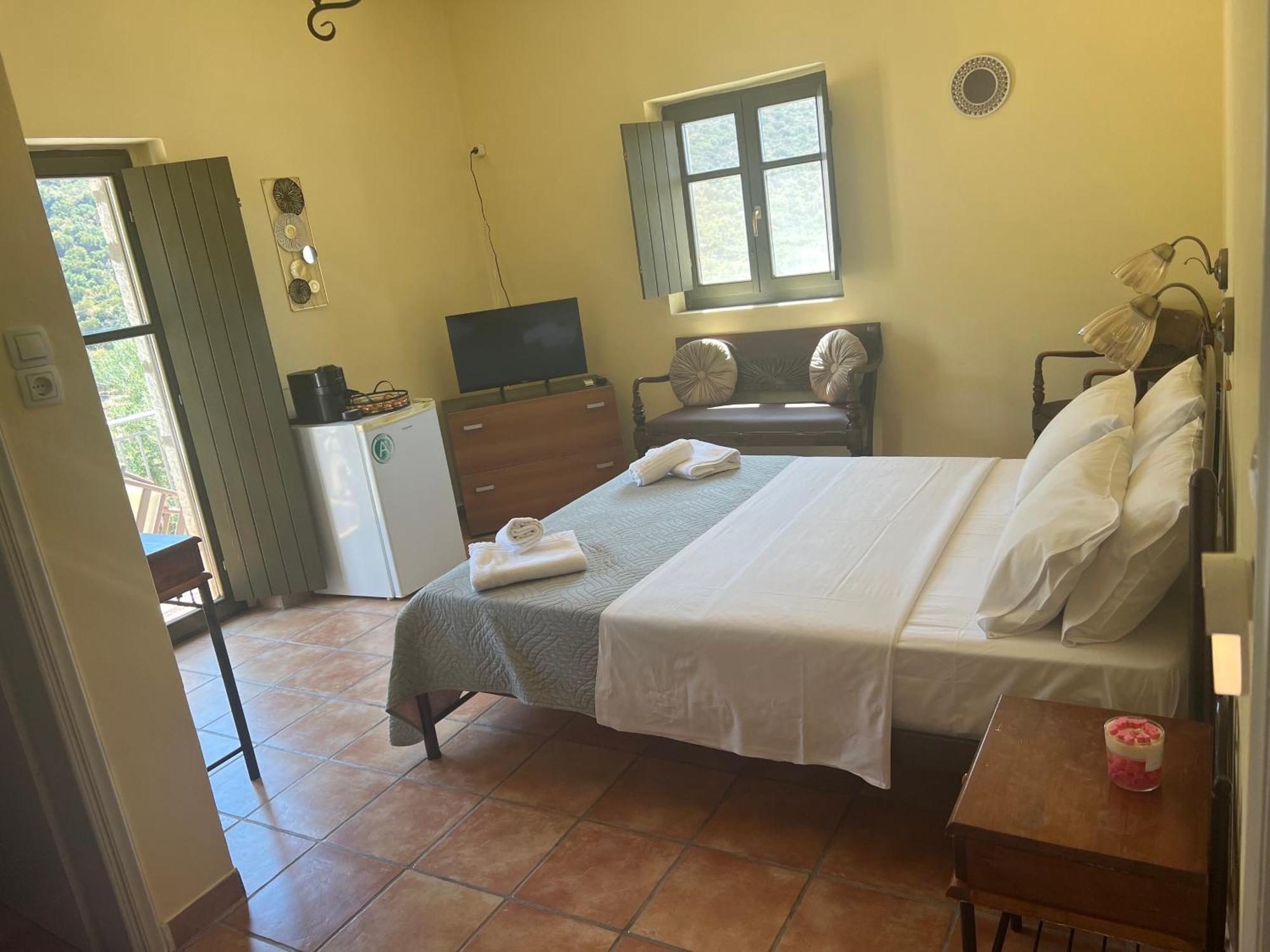 Onar Mani Aparthotel Neo Oitilo