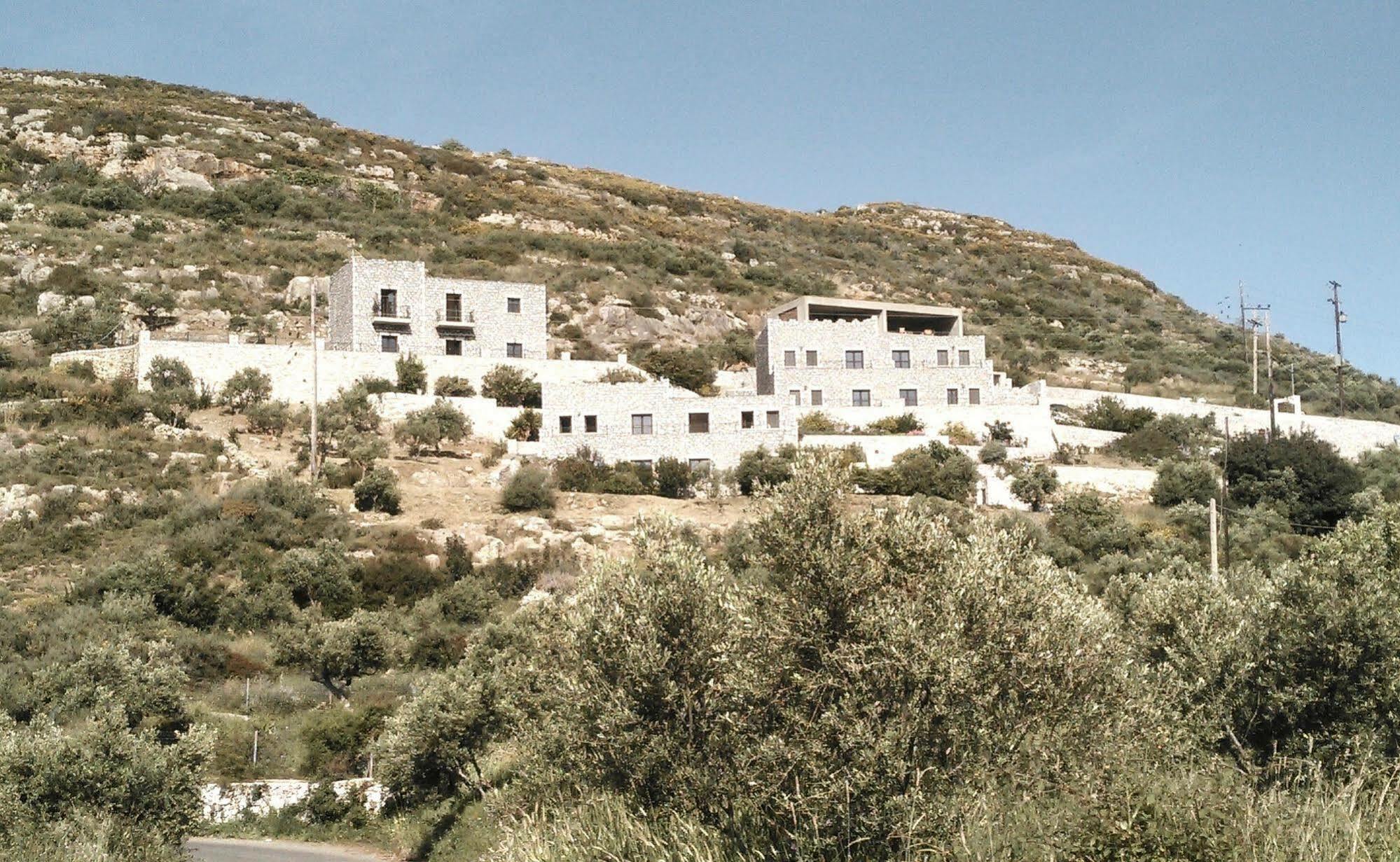 Aparthotel Onar Mani Néon Oítilon